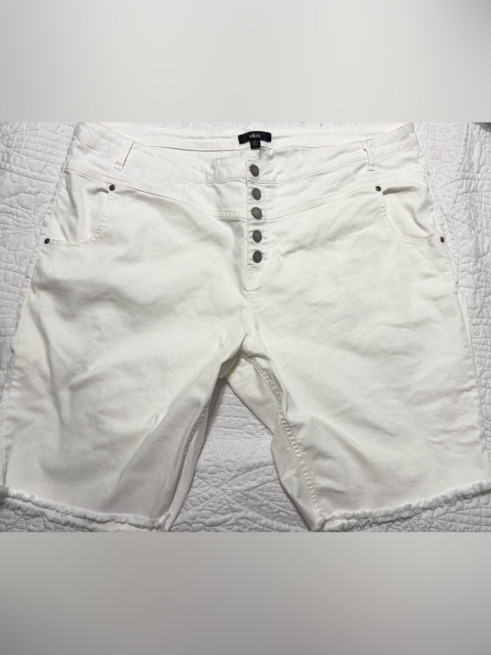 ellos Plus Size White Denim Relaxed Women’s Jeans with Button Fly